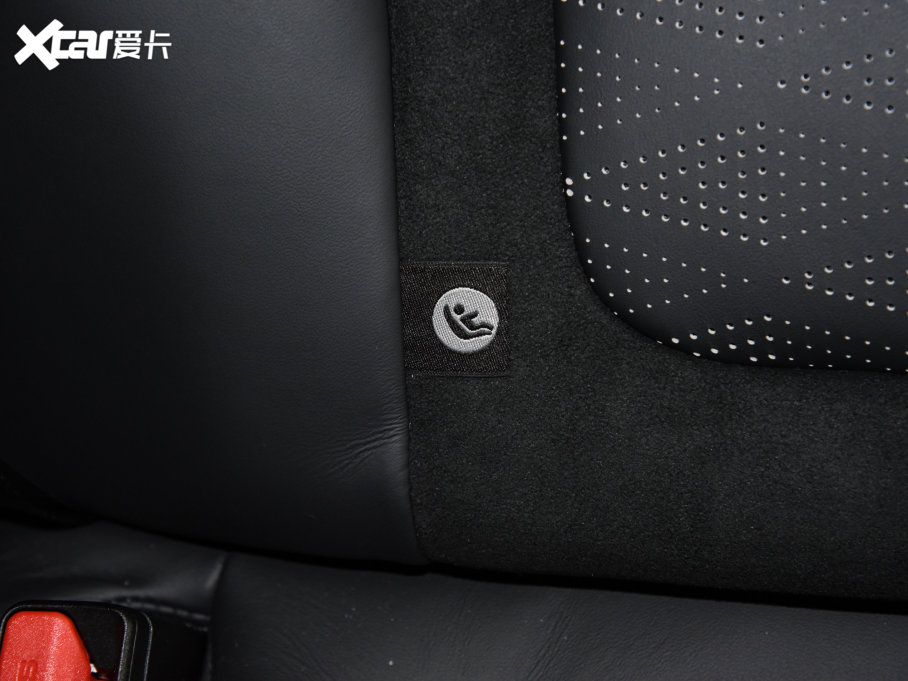 2022\ 5.0 SC V8 SVR