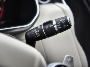 20223.0 L6 İ  п؅^