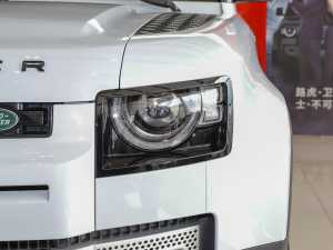 2022��110 P400e �������^