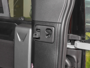 2022��110 P400e ���g����