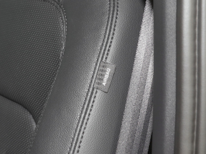 2022��110 P400e �п؅^