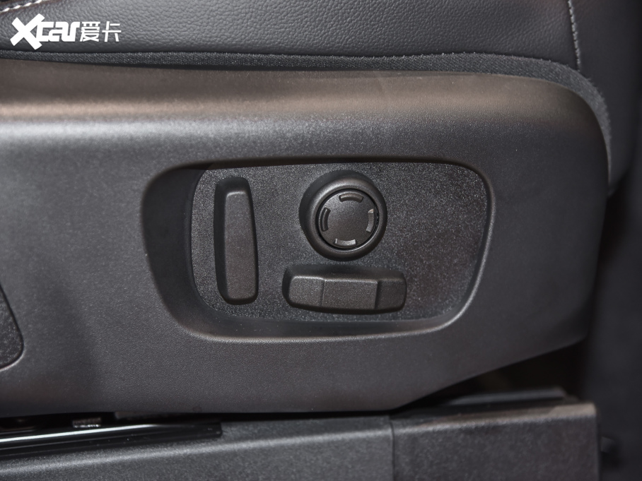 2021l(f)F(xin) 300PS S