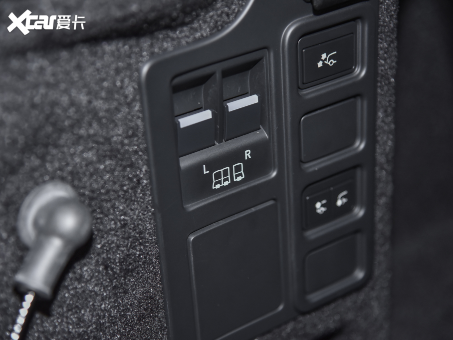 2021l(f)F(xin) 300PS S