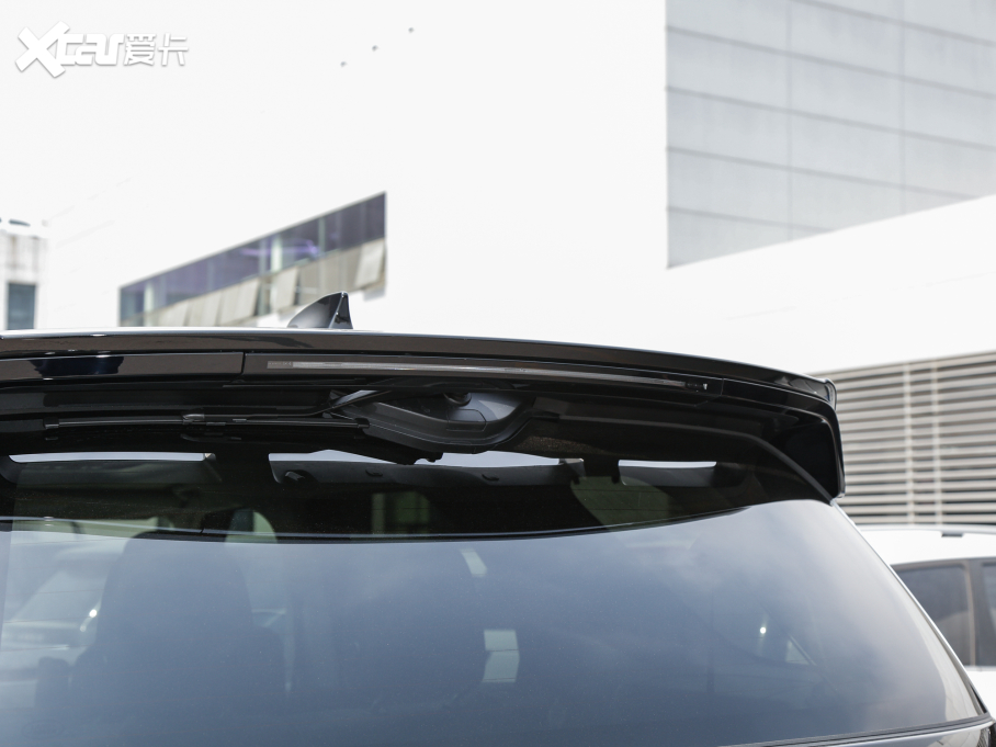 2023lF 360PS R-Dynamic S