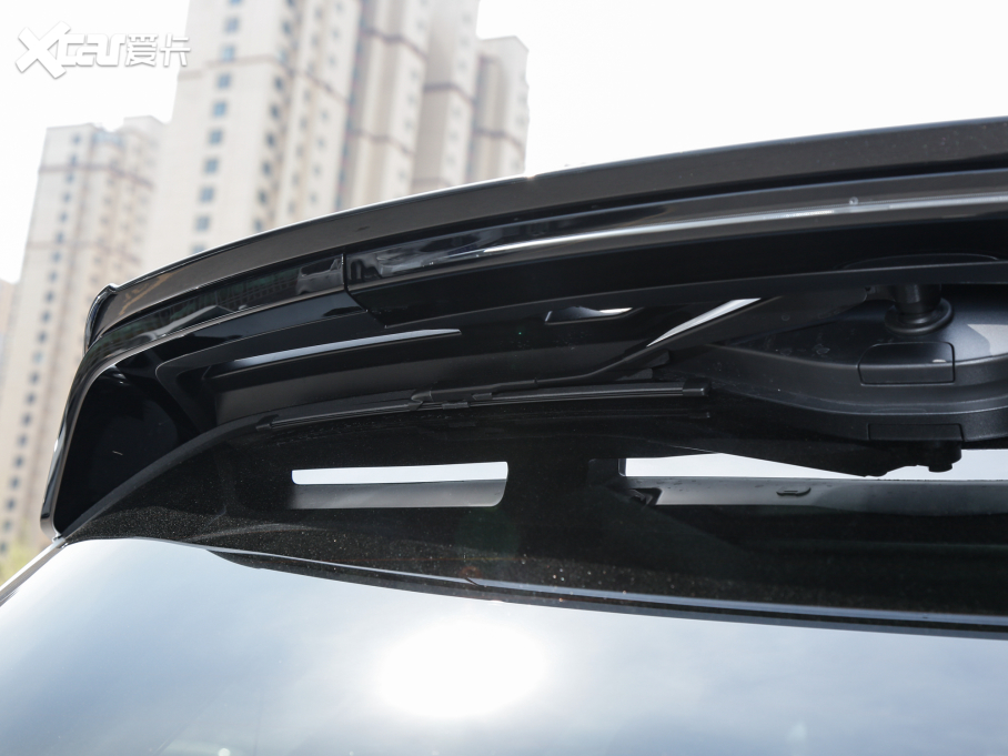 2023lF 360PS R-Dynamic S