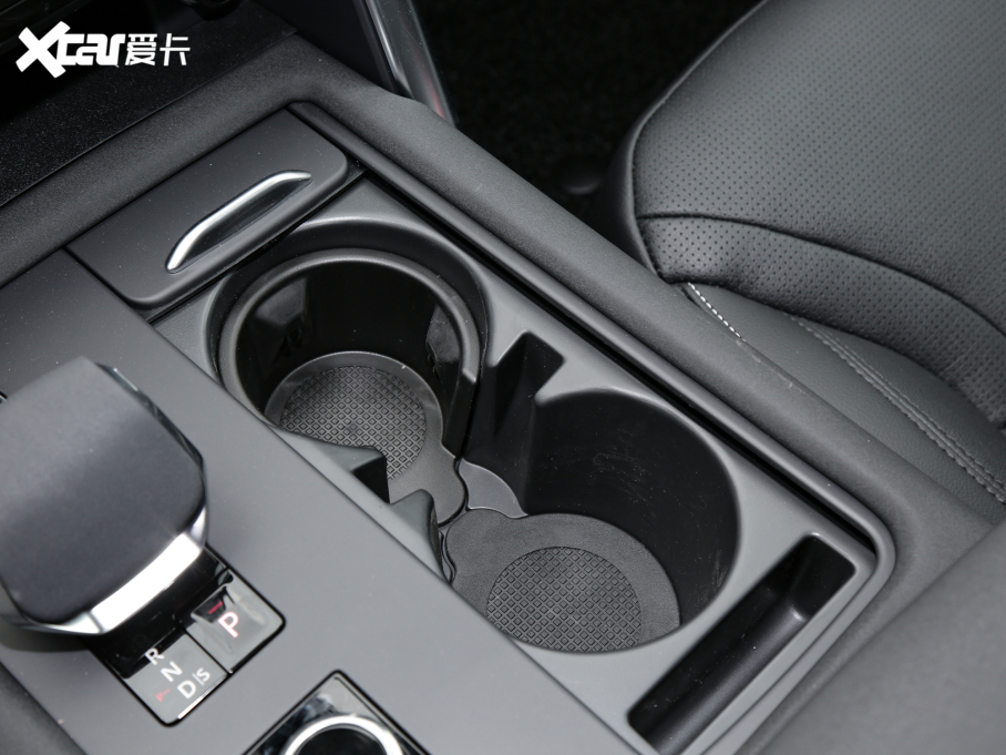 2023l(f)F(xin) 360PS R-Dynamic S