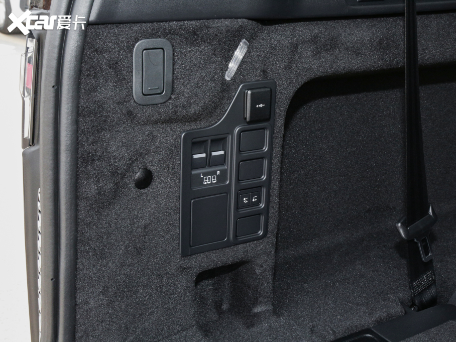 2023lF 360PS R-Dynamic S