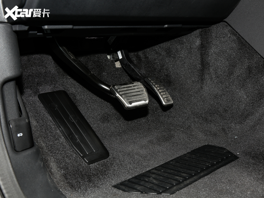 2023lF 360PS R-Dynamic S