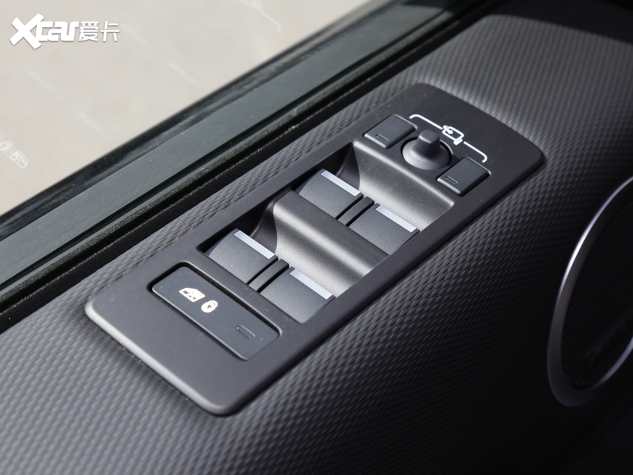 2023lF 360PS R-Dynamic SE