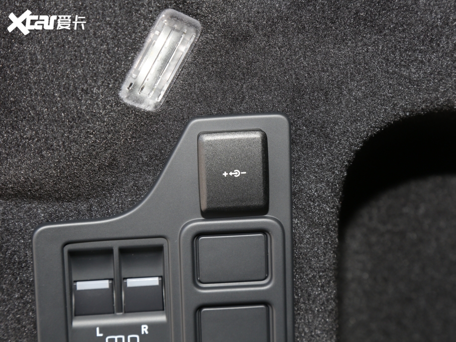 2023lF 360PS R-Dynamic SE