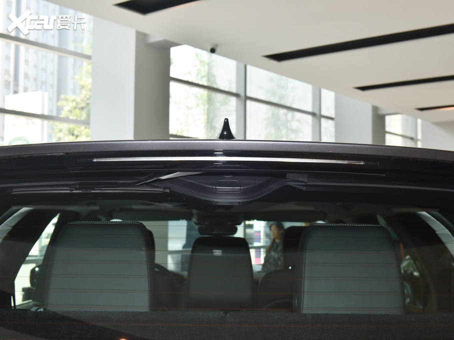 2023l(f)F(xin) 300PS S