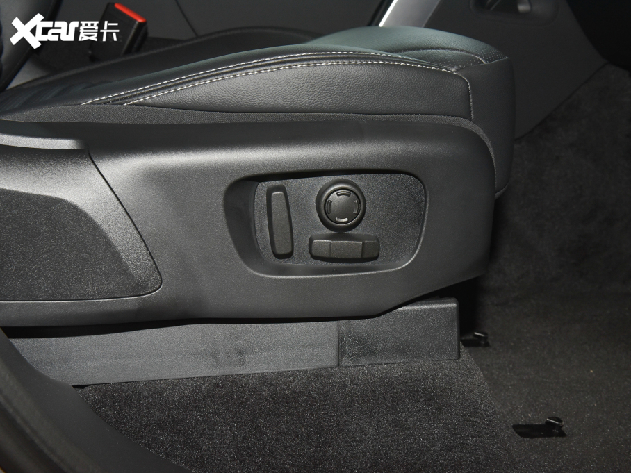 2023l(f)F(xin) 300PS S