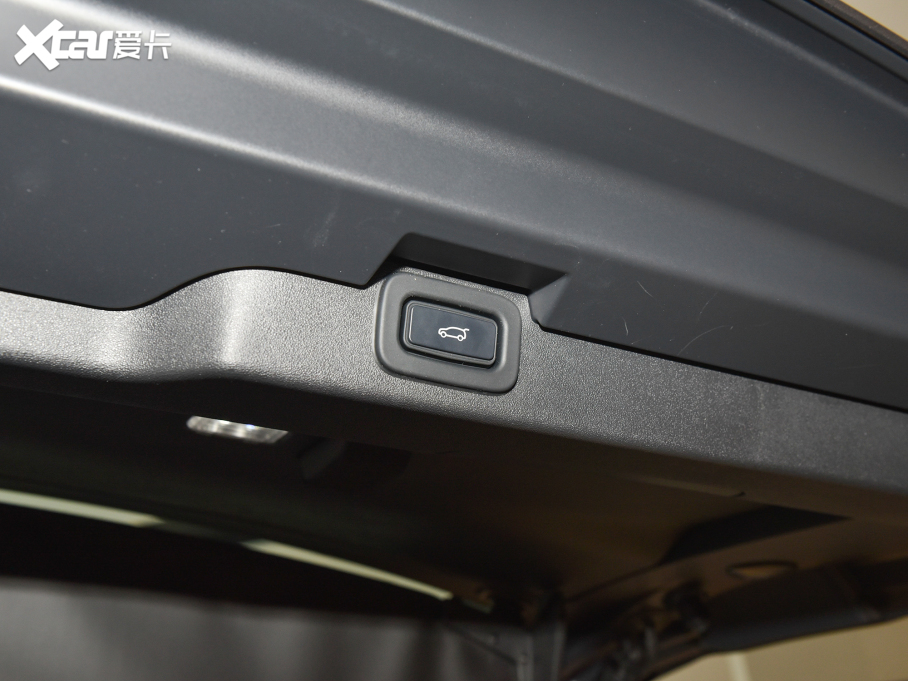 2023l(f)F(xin) 300PS S