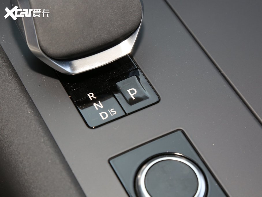 2023lF Ŀ 360PS R-Dynamic S