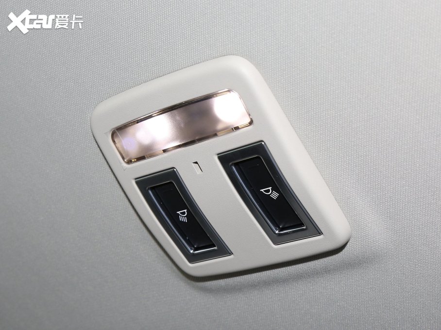 2023lF Ŀ 360PS R-Dynamic S