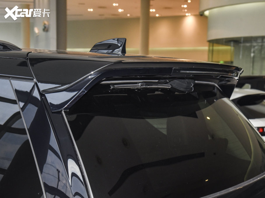 2023lF Ŀ 360PS R-Dynamic SE