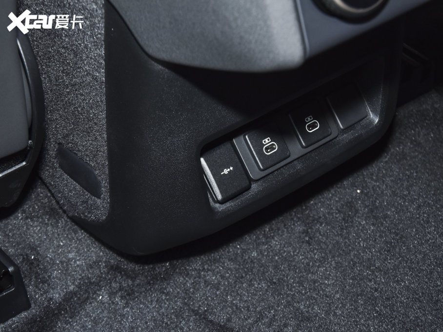 2023��l�F �Ŀ� 360PS �󶼕���