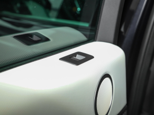 2021360PS R-Dynamic S ܇ƅ^(q)