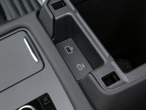 2023360PS R-Dynamic S g