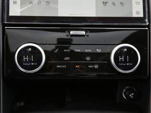 2023360PS R-Dynamic S {{