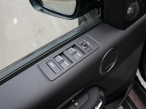 2023360PS R-Dynamic S п؅^