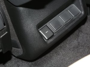 2023Ŀ 360PS R-Dynamic S п؅^(q)