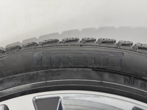 2023Ŀ 360PS R-Dynamic SE ݆̥Ʒ