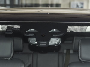 2023Ŀ 360PS R-Dynamic SE ^