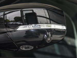 2023Ŀ 360PS R-Dynamic SE ^