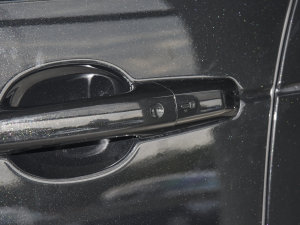 2023Ŀ 360PS R-Dynamic SE ^