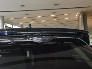 2023Ŀ 360PS R-Dynamic SE ^