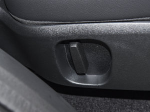 2023Ŀ 360PS R-Dynamic SE g