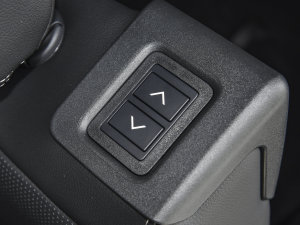 2023Ŀ 360PS R-Dynamic SE g