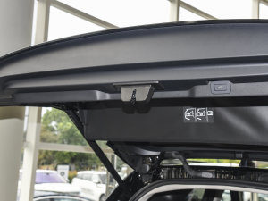 2023Ŀ 360PS R-Dynamic SE g