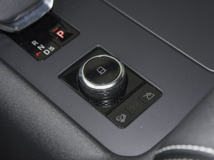 2023Ŀ 360PS R-Dynamic SE п؅^