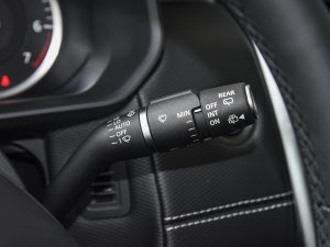 2023Ŀ 360PS R-Dynamic SE п؅^