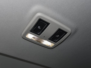 2023Ŀ 360PS R-Dynamic SE п؅^(q)