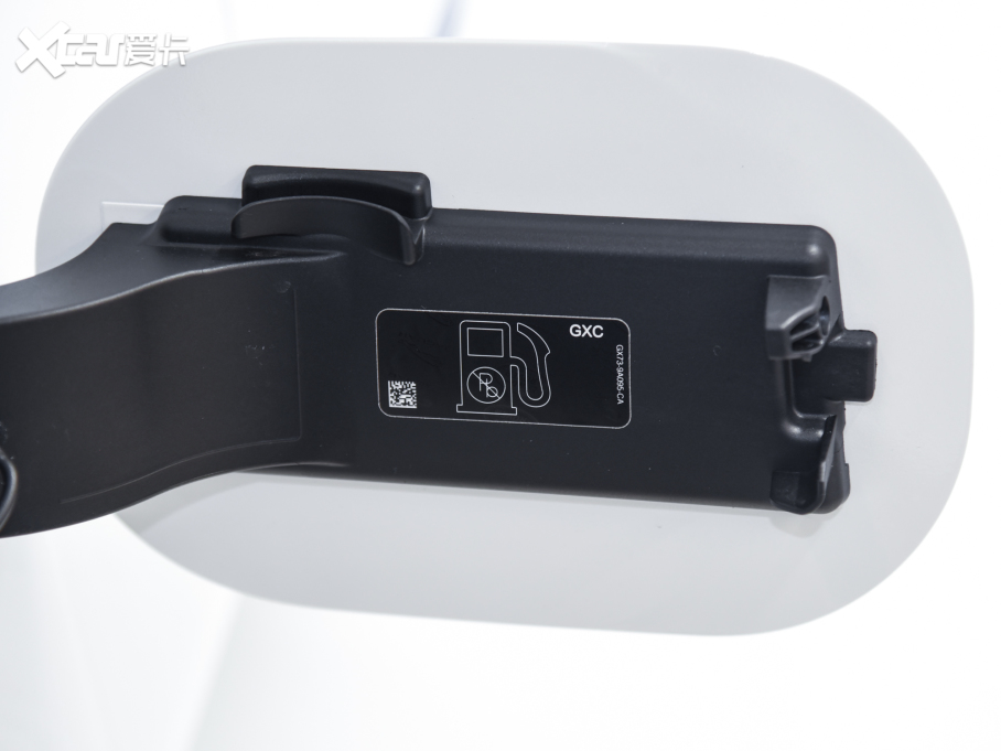 2022 3.0 L6 400PS L