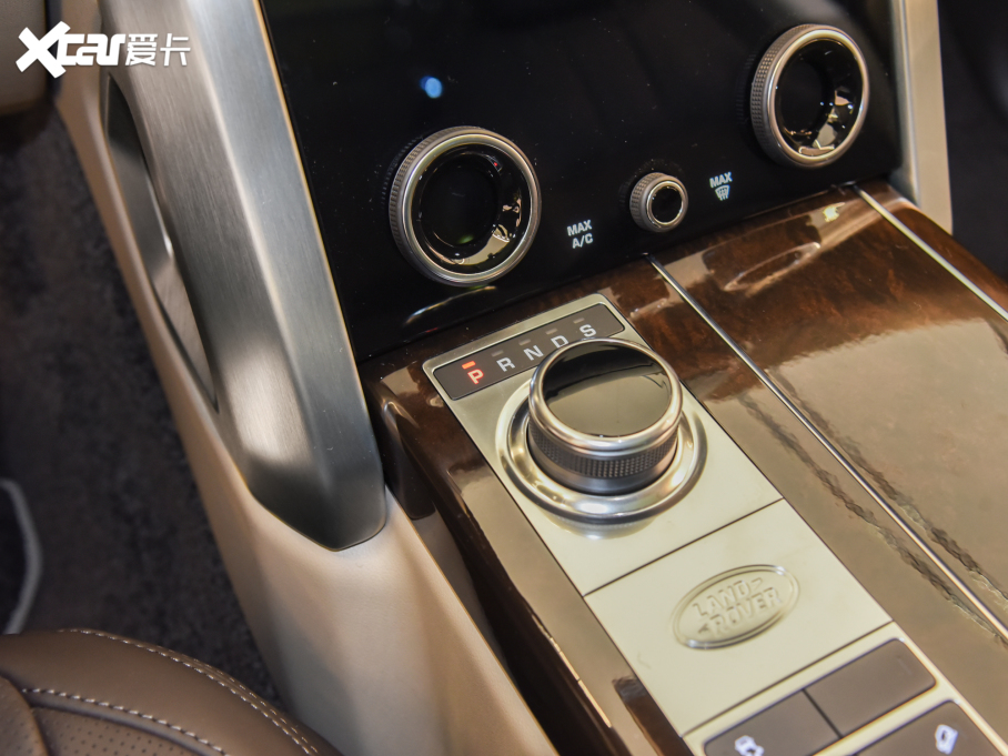 2022 3.0 L6 400PS L