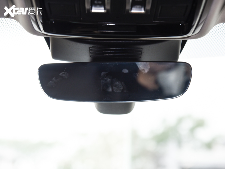 2022 3.0 L6 400PS L(jng)