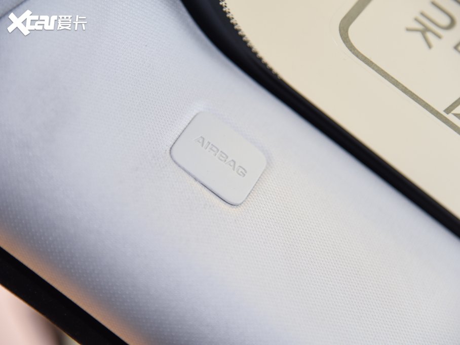 2022��� 3.0 L6 400PS �������L��(j��ng)���