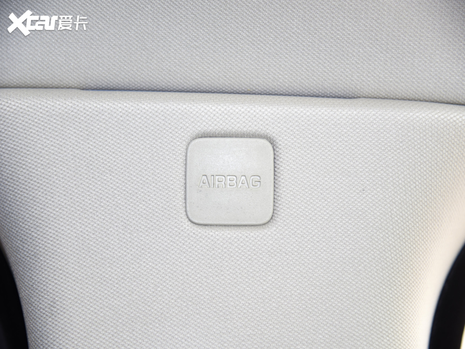 2022��� 3.0 L6 400PS �������L�����