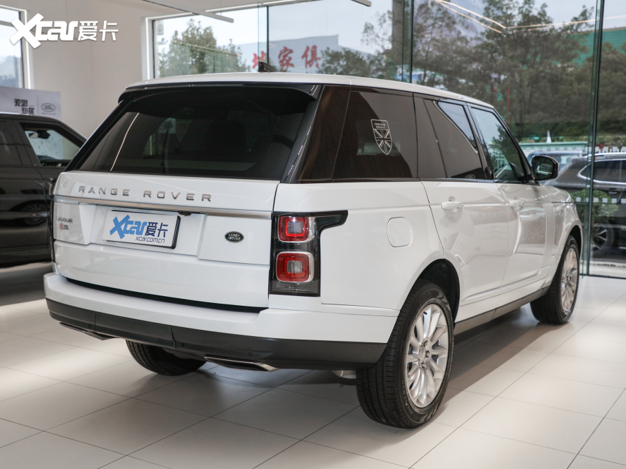 2022 3.0 L6 360PS 