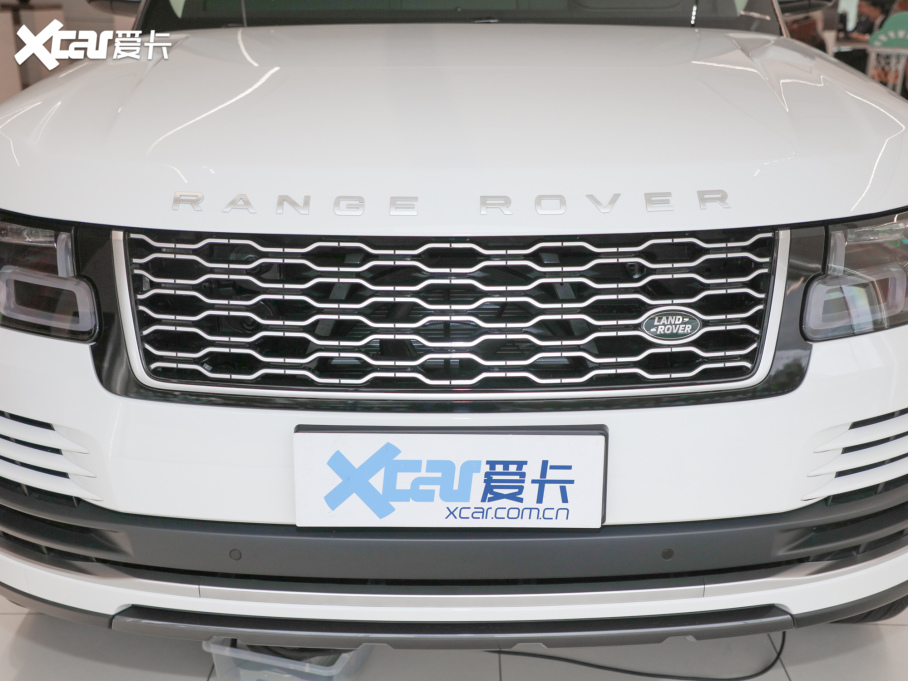 2022 3.0 L6 360PS 