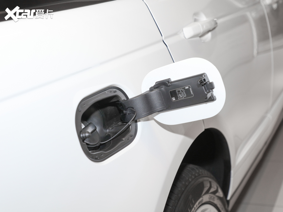 2022 3.0 L6 360PS 