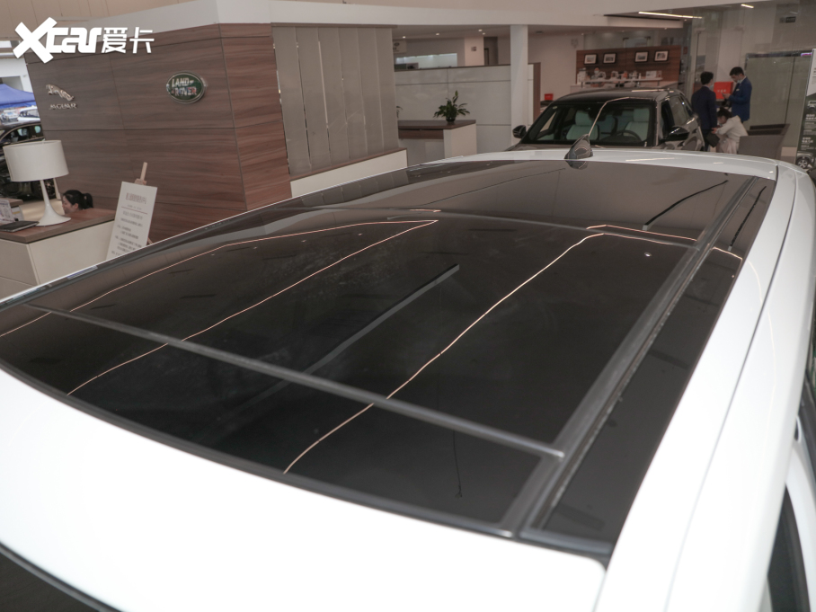 2022 3.0 L6 360PS 