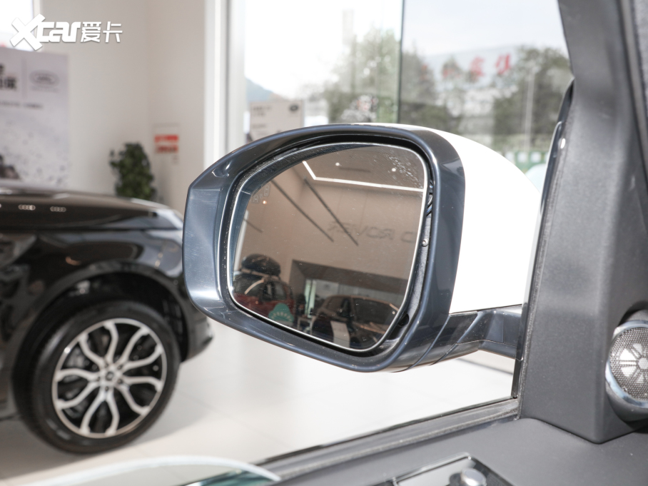 2022 3.0 L6 360PS 