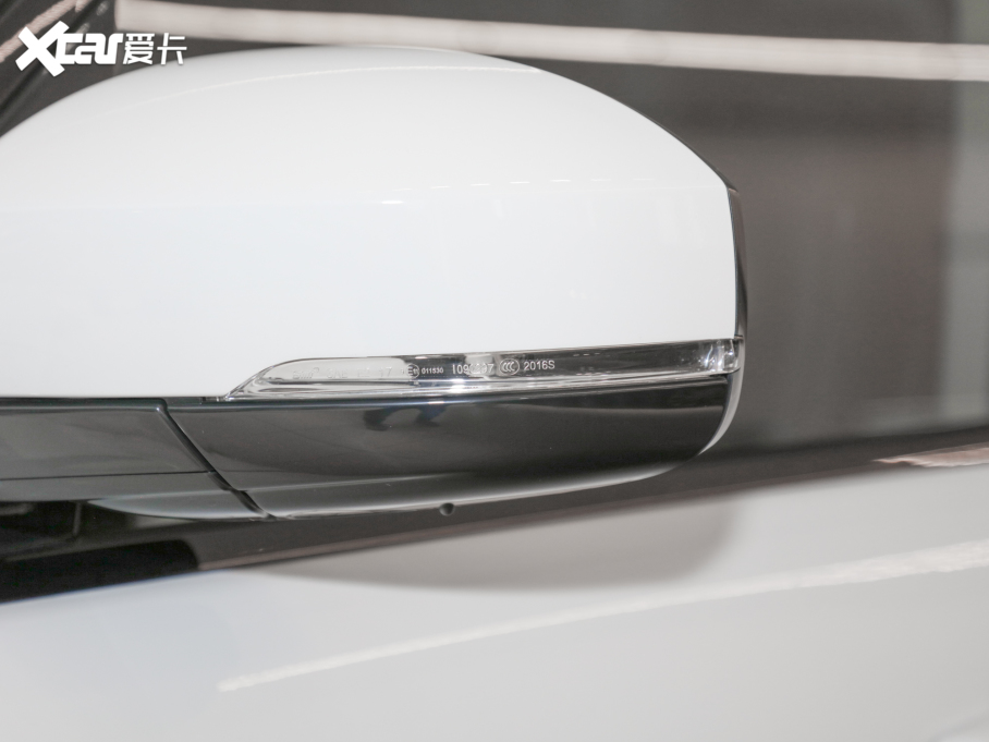 2022 3.0 L6 360PS 