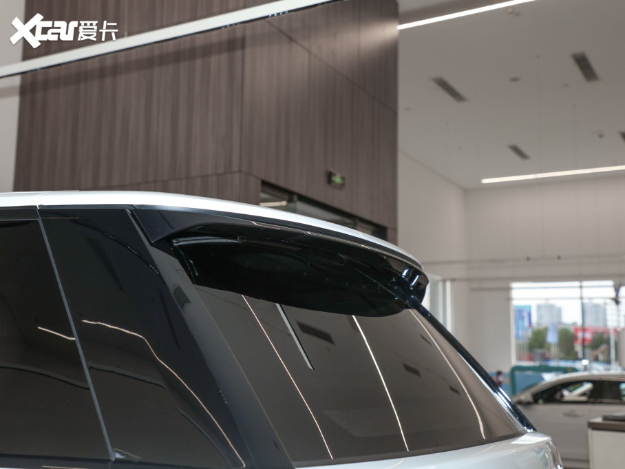 2022 3.0 L6 360PS 