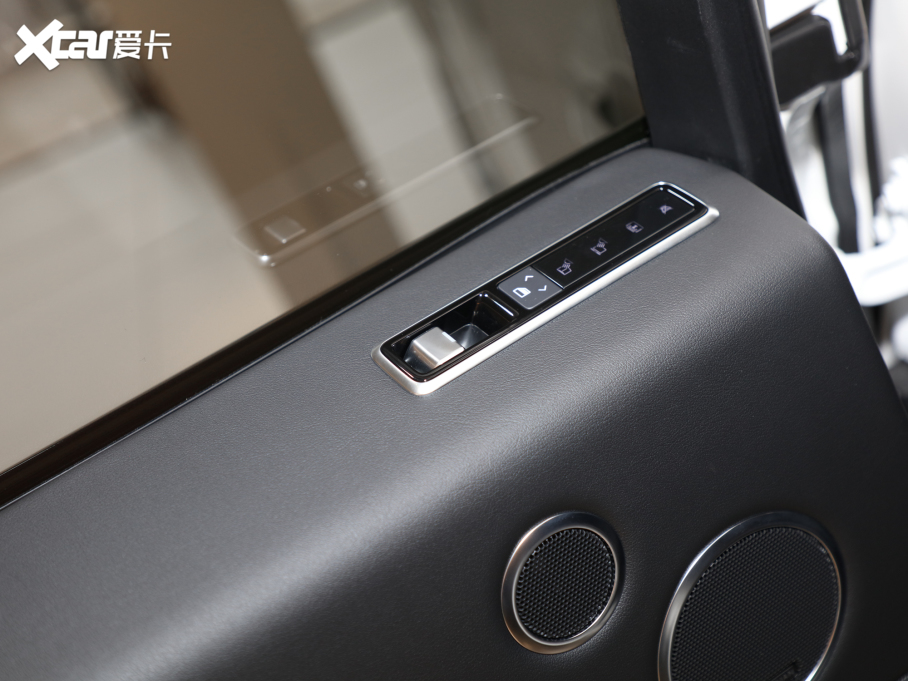 2022 3.0 L6 360PS 